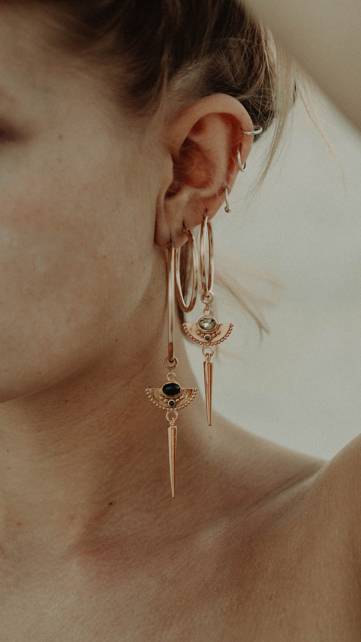 ORA Gold Hoop Earrings