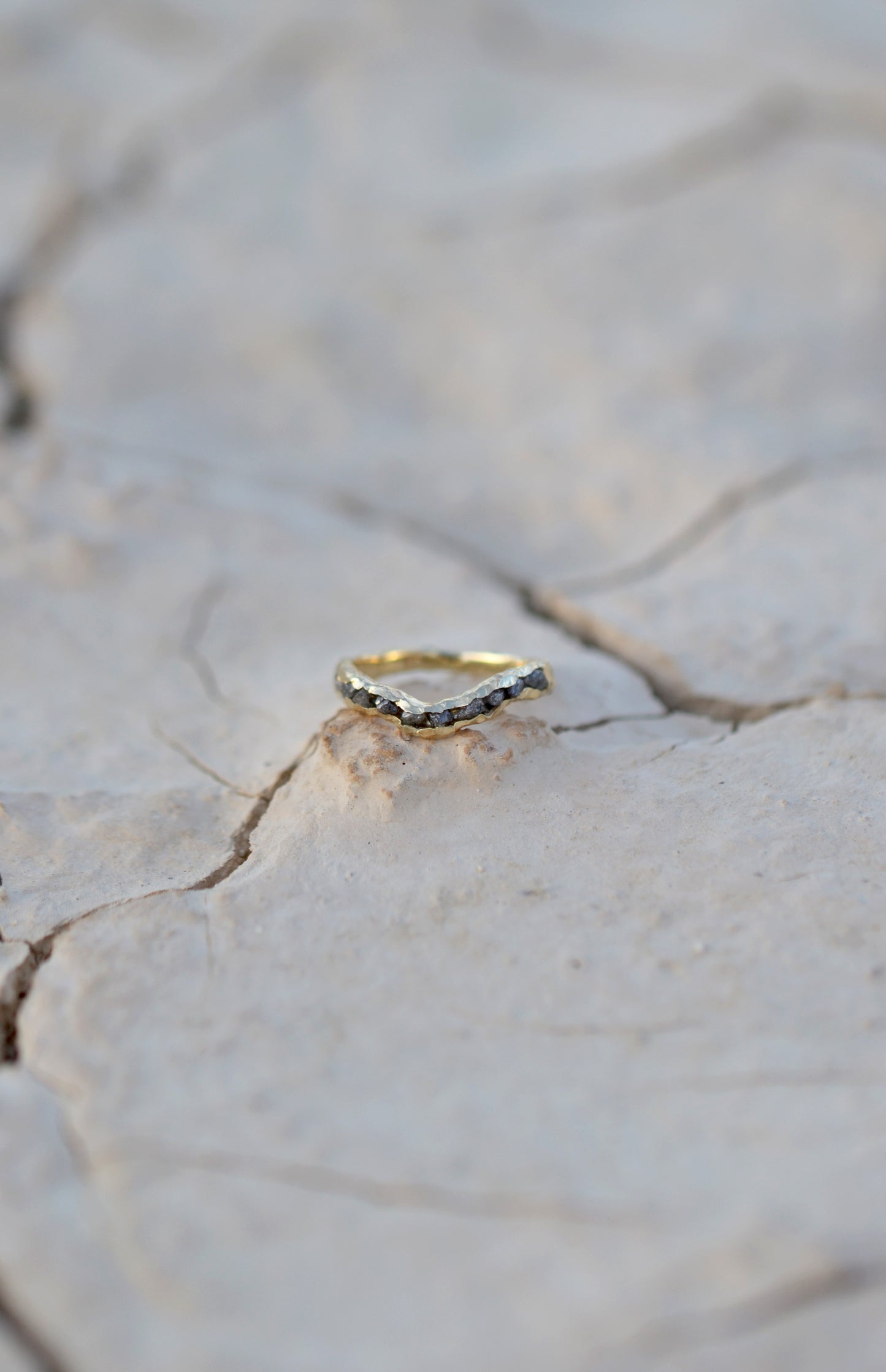 DUNES Ring 14K Solid Gold Narual Raw Diamonds
