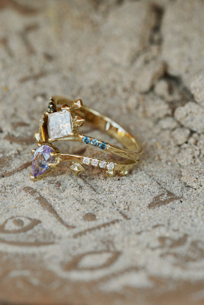 NEFERTITI Ring 14K Solid Gold